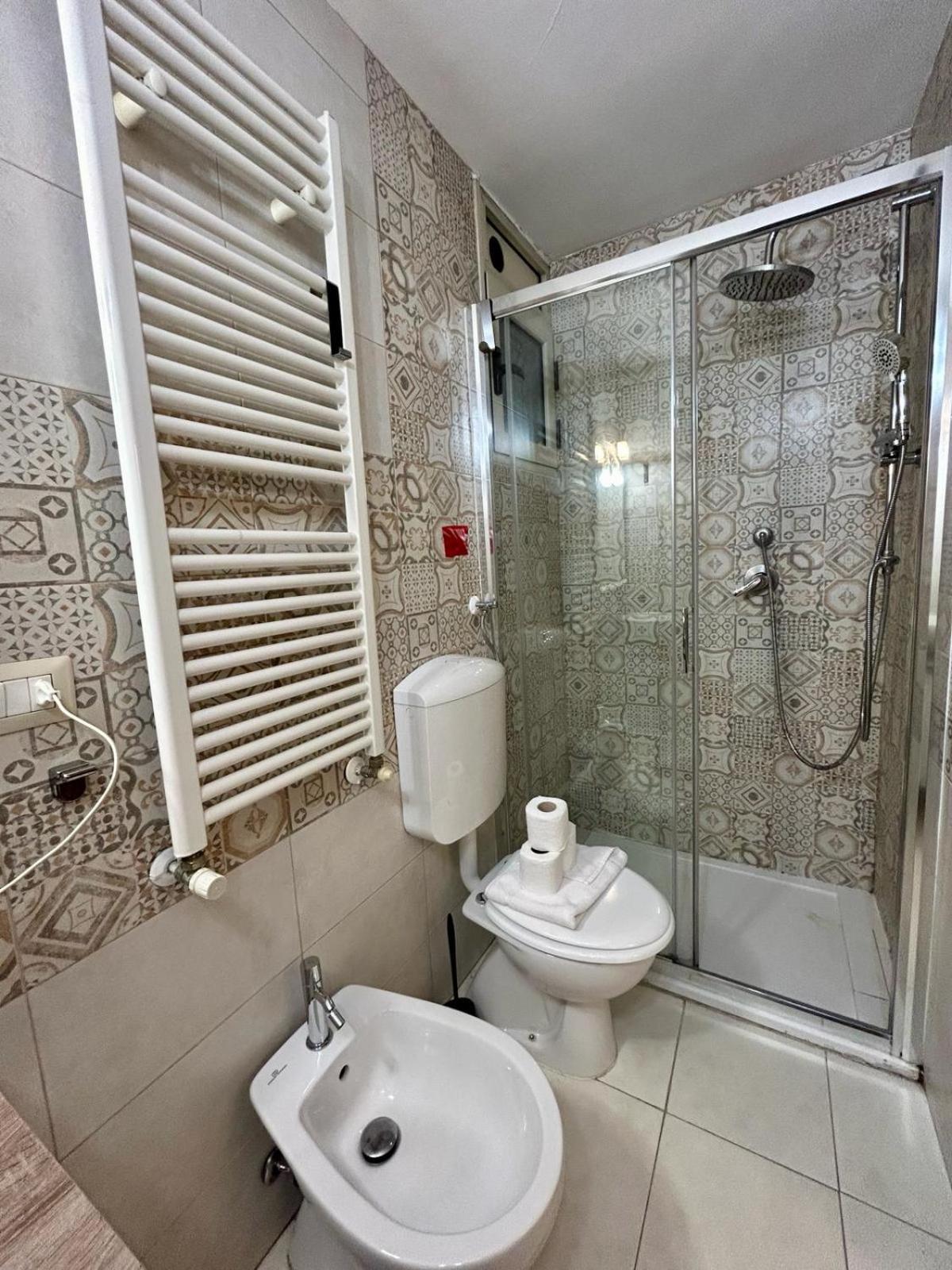 Apartament Kibilu - Via Tolmezzo - Ospedale San Raffaele - Stazione Di Lambrate Mediolan Zewnętrze zdjęcie